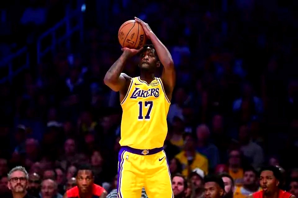 开云官方网站-出色发挥首场状态出色，湖人观众沸腾！，姆巴佩重返赛场热度持续攀升(五哈3范志毅)