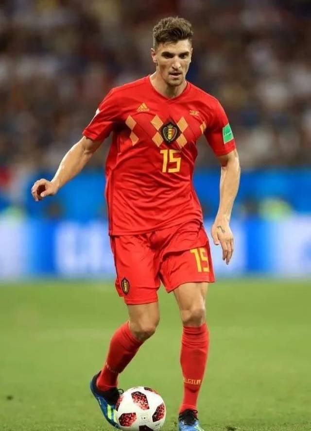 开云官方网站-包含巴西国家队今晚手感冰凉；志在欧洲杯名次提升；赛场秩序良好；临场指挥获称赞的词条